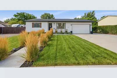 1395 W 12290 S, Riverton, UT 84065 - Photo 2