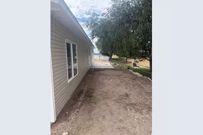 171 S 50 W, Clearfield, UT 84015 - Photo 6