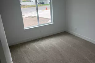 171 S 50 W, Clearfield, UT 84015 - Photo 10