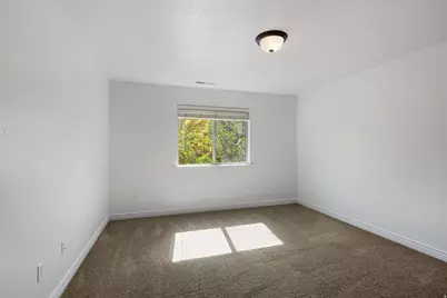 7183 S Villa Place Dr E, Midvale, UT 84047 - Photo 18