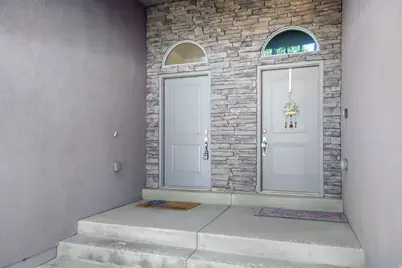 7183 S Villa Place Dr E, Midvale, UT 84047 - Photo 2