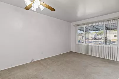 127 N 1st, Tooele, UT 84074 - Photo 6