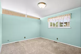 4547 S Tanglewood Dr, Holladay, UT 84117 - Photo 10