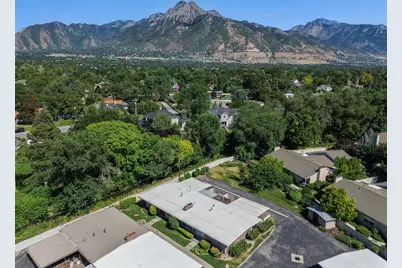 4547 S Tanglewood Dr, Holladay, UT 84117 - Photo 36