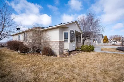 1135 W Park Ridge Dr S, Roosevelt, UT 84066 - Photo 4