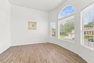 948 E 180 N, Lindon, UT 84042 - Photo 4