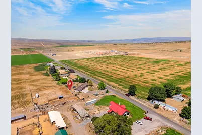 715 W 100 E, Bicknell, UT 84715 - Photo 52