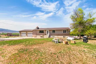 715 W 100 E, Bicknell, UT 84715 - Photo 4