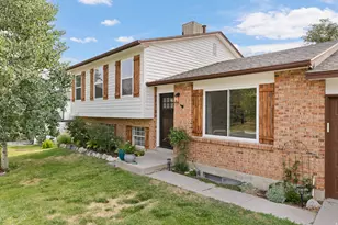 12152 S Cinnamon Ridge Rd, Sandy, UT 84094 - Photo 4