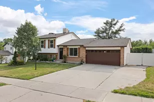 12152 S Cinnamon Ridge Rd, Sandy, UT 84094 - Photo 1