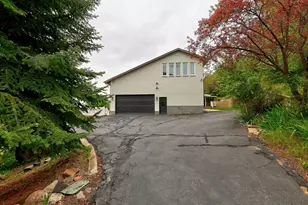 198 Oakwood Dr, Layton, UT 84040 - Photo 4