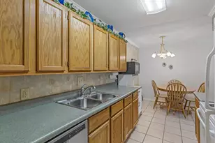 62 W Lester Ave S, Murray, UT 84107 - Photo 8