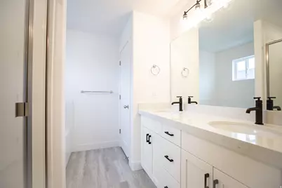 643 N 540 E #126, Salem, UT 84653 - Photo 6