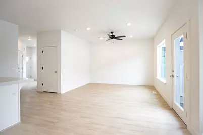 643 N 540 E #126, Salem, UT 84653 - Photo 2