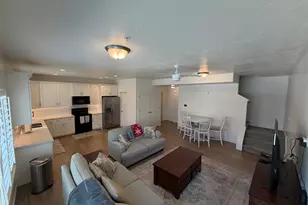 4215 W Silver Canyon Ct St, Riverton, UT 84096 - Photo 4