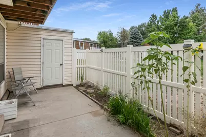 5976 S Sultan Cir, Murray, UT 84107 - Photo 2