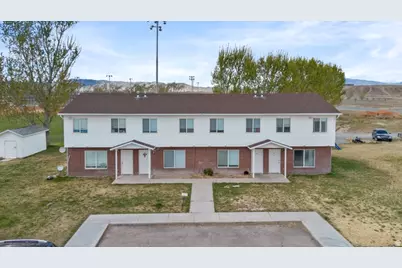 481 N 100 W #31, Milford, UT 84751 - Photo 8