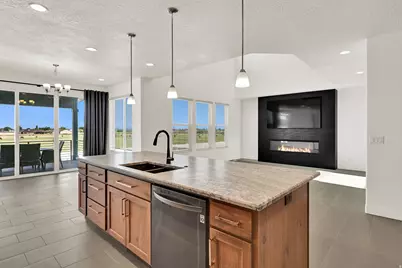 3041 S 2325 W, West Haven, UT 84401 - Photo 14