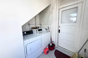 145 W 200 S, Springville, UT 84663 - Photo 14