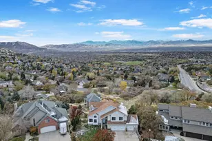 11722 S Cassowary Dr E, Sandy, UT 84092 - Photo 8