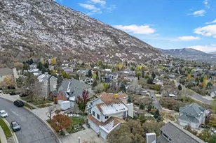 11722 S Cassowary Dr E, Sandy, UT 84092 - Photo 4