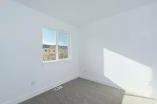 72 N 600 W, Roosevelt, UT 84066 - Photo 16
