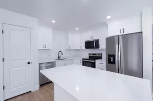 76 N 600 W, Roosevelt, UT 84066 - Photo 2