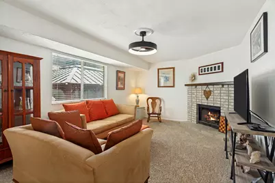 9847 S Tiger Eye Dr E, Sandy, UT 84094 - Photo 8
