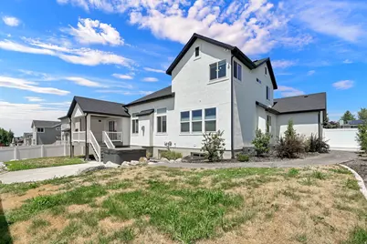 1568 E Cherry Ln, Layton, UT 84040 - Photo 48