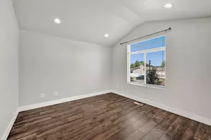 1568 E Cherry Ln, Layton, UT 84040 - Photo 8
