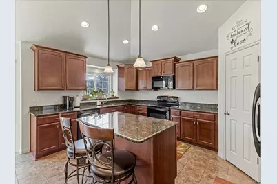 1201 S Shotley Bridge Dr, Syracuse, UT 84075 - Photo 6