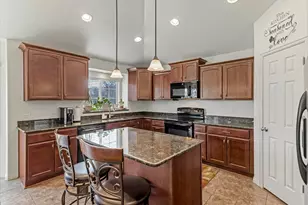 1201 S Shotley Bridge Dr, Syracuse, UT 84075 - Photo 6