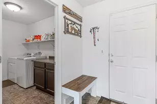 1201 S Shotley Bridge Dr, Syracuse, UT 84075 - Photo 14