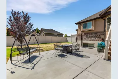 1201 S Shotley Bridge Dr, Syracuse, UT 84075 - Photo 34