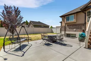 1201 S Shotley Bridge Dr, Syracuse, UT 84075 - Photo 34