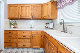1545 N 300 W, Bountiful, UT 84010 - Photo 12
