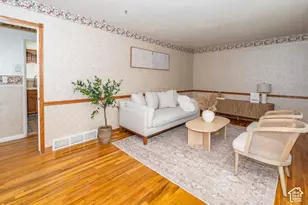1545 N 300 W, Bountiful, UT 84010 - Photo 6
