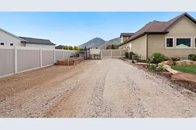 175 W 1000 N, Mapleton, UT 84664 - Photo 38