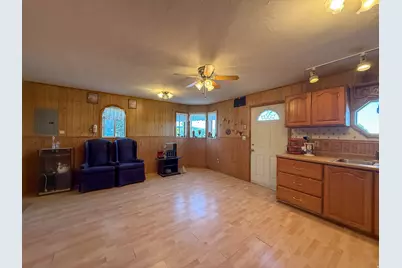 215 S 200 E, Elmo, UT 84521 - Photo 4
