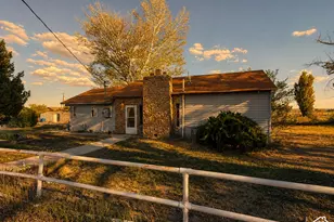 215 S 200 E, Elmo, UT 84521 - Photo 2