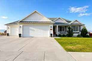 101 S 1200 E, Smithfield, UT 84335 - Photo 1