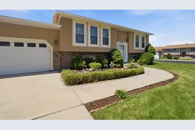1245 N 200 W, Orem, UT 84057 - Photo 4