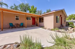 890 E Oak St, Moab, UT 84532 - Photo 6