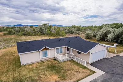 1920 N Vernal Ave, Vernal, UT 84078 - Photo 2