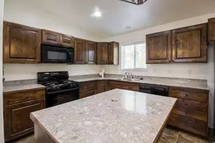 340 W Main St, Myton, UT 84052 - Photo 10