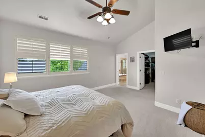 8391 S Lorimer Ln, Sandy, UT 84070 - Photo 14