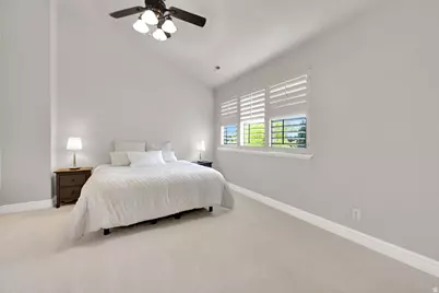 8391 S Lorimer Ln, Sandy, UT 84070 - Photo 12