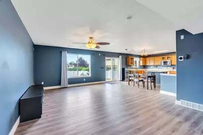 543 W 1260 N, Lehi, UT 84043 - Photo 4