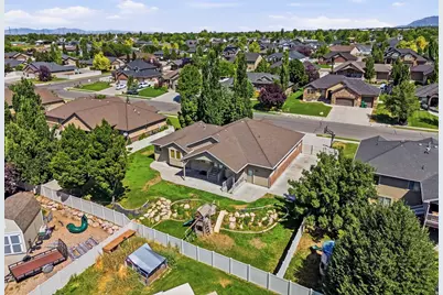 2513 W 775 N, Layton, UT 84041 - Photo 4