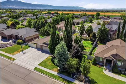 2513 W 775 N, Layton, UT 84041 - Photo 46